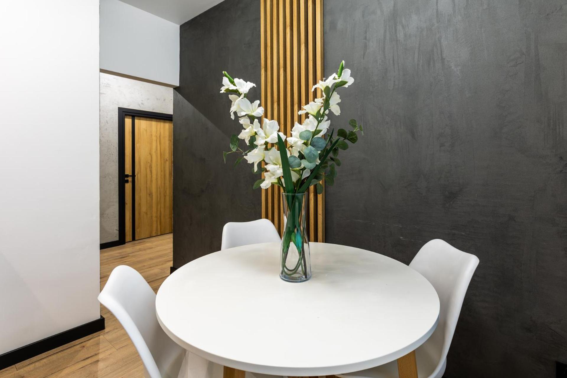 Apartamenty Premium, Faktura Vat, Zrodlowa Centrum Parter Ground Floor Parking Super Lokalizacja Two Bedrooms Kitchen 50 M2 كيلتشي المظهر الخارجي الصورة